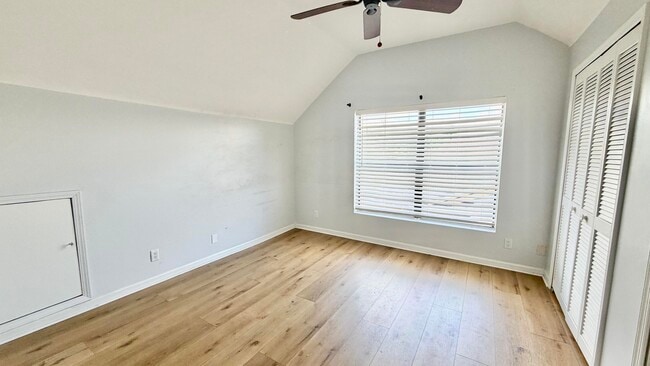 Building Photo - 6048 Garrett St