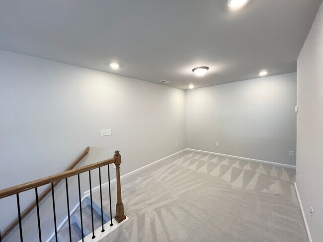 Building Photo - Stunning 4BD, 3BA Durham Home within Close Proximity to RDU Airport, Brier Creek, and Downtown Du...