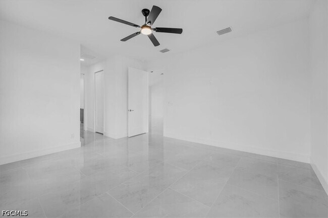 Building Photo - 3812 NW 38th St