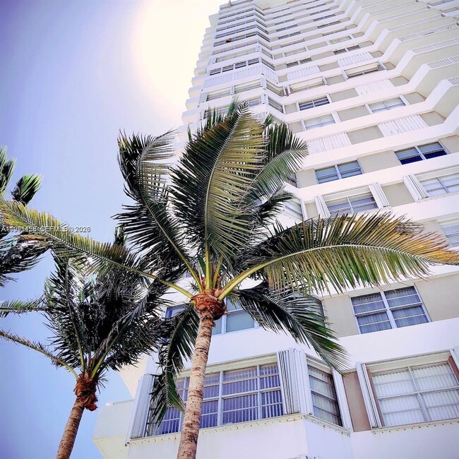 Building Photo - 1980 S Ocean Dr