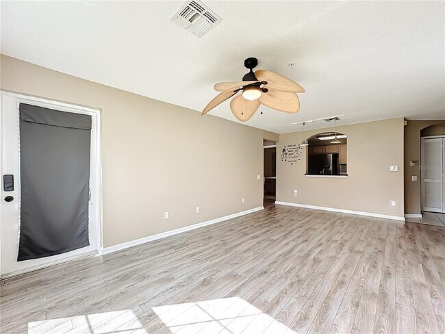 Building Photo - 3960 Southpointe Dr