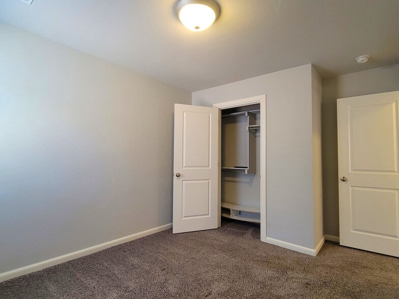 Building Photo - 18641 Cantar Dr