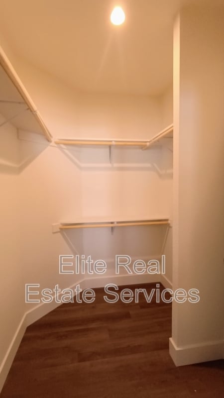 Building Photo - 1053 Madison Ave