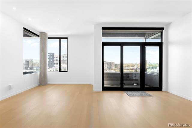 Building Photo - 3520 Chestnut Pl