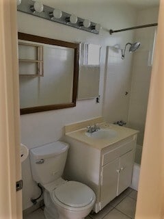 Building Photo - 22414 Susana Ave