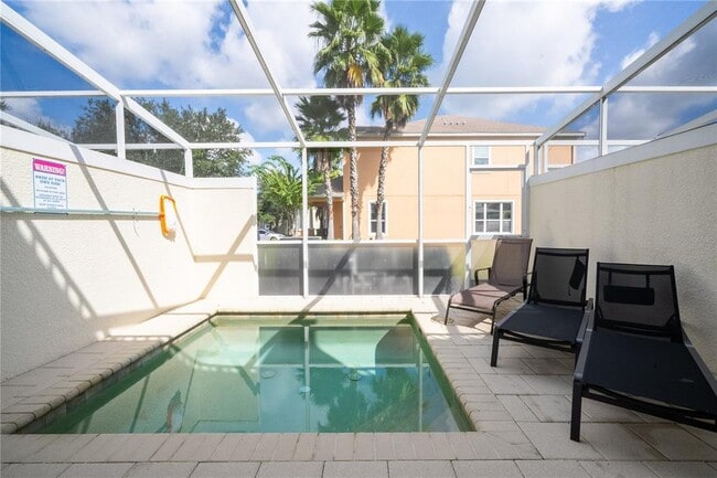 Building Photo - 1615 Retreat Cir