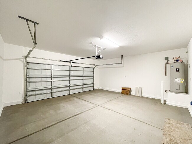 Building Photo - 4239 S 58th Ln