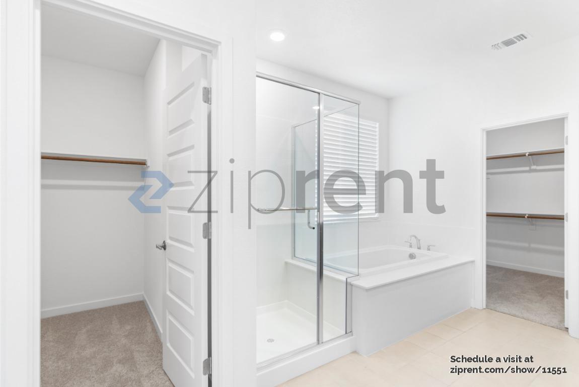 Building Photo - 17425 Graceada Ln