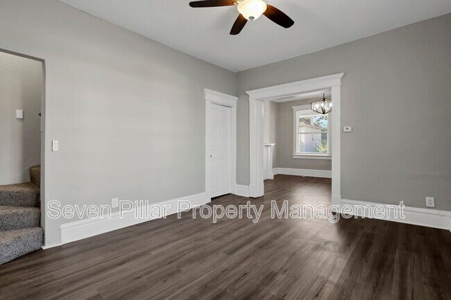 Building Photo - 1544 Granville St