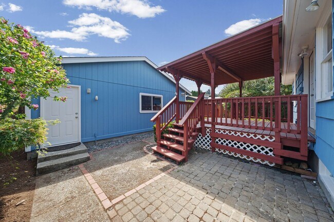 Building Photo - 4810 N 25th St