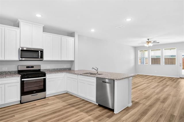 Building Photo - 736 Portina Dr