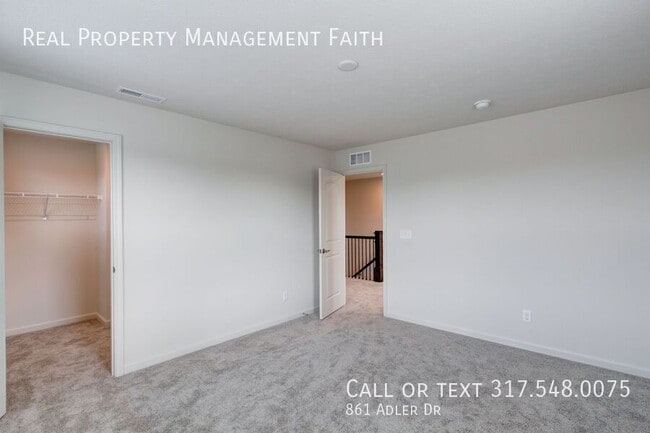 Building Photo - 861 Adler Dr