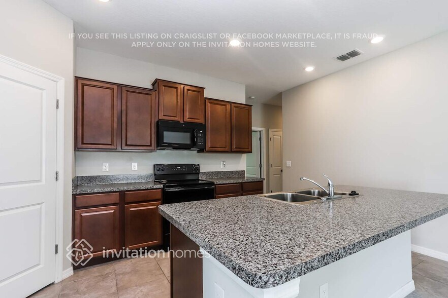 Building Photo - 4115 Globe Thistle Dr