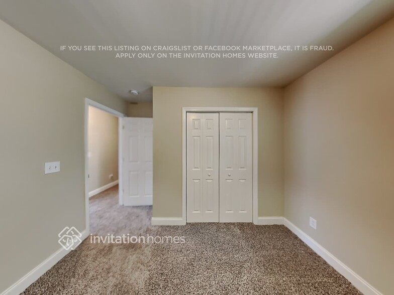 Building Photo - 2611 Meadow Ln