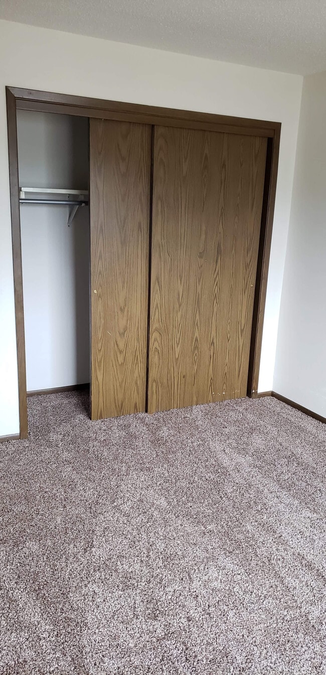 Building Photo - Daleview