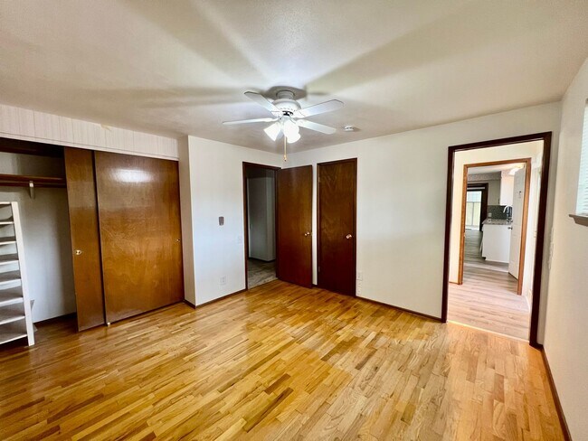 Building Photo - Updated 3BD Rambler w/ Exterior Amenities