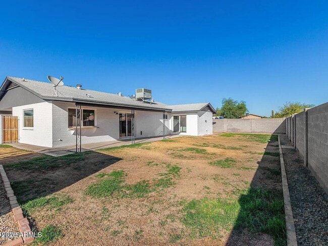 Building Photo - 2529 E Commonwealth Cir