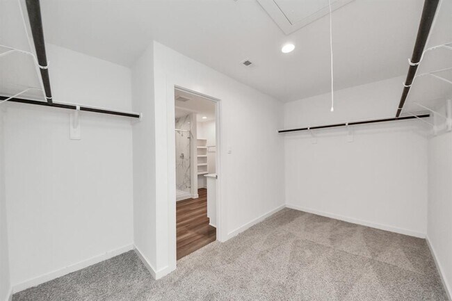 Building Photo - 31206 Kenswick Grove Ln