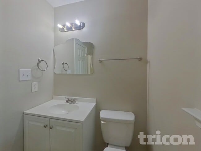 Building Photo - 1607 Bear Brook Dr