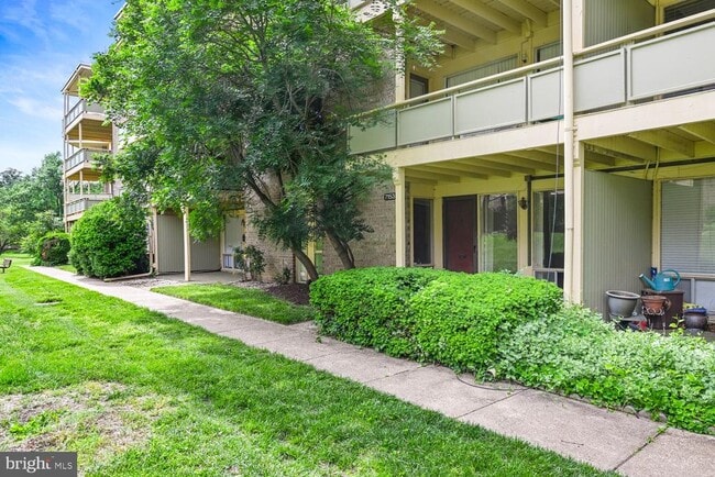 Building Photo - 7153 Donnell Pl