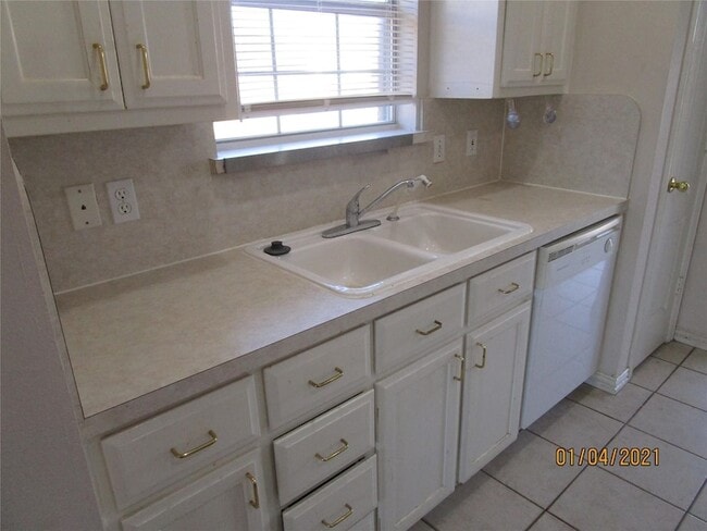 Building Photo - 3112 Inglewood St