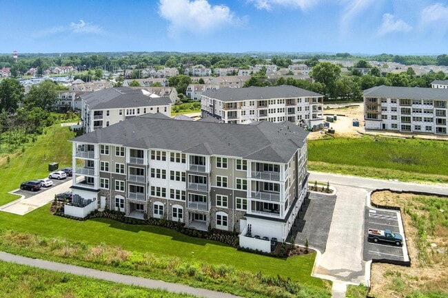 Building Photo - 218 Switchgrass Wy