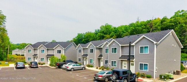 Building Photo - 9 Moka Pl