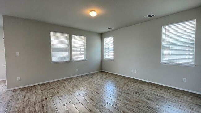 Building Photo - 1409 Goforth Rd