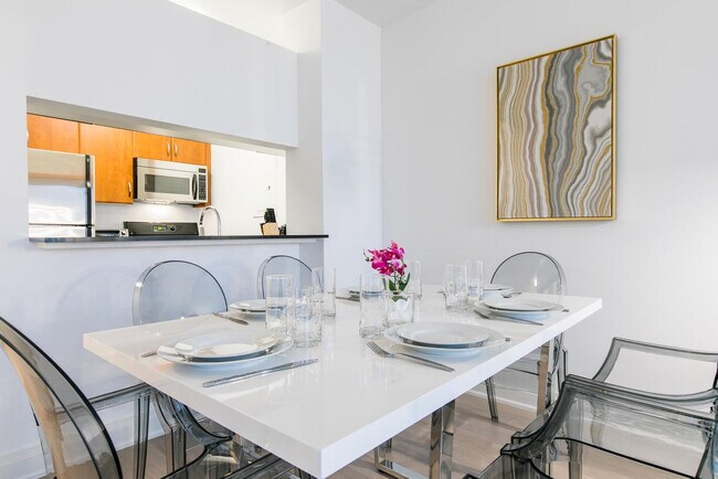 Building Photo - 7 E 91st St