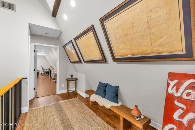 Building Photo - 4402 E Turney Ave