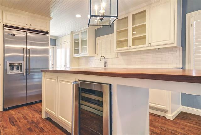 Building Photo - 4417 Normandy Ave