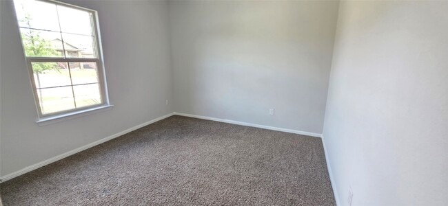 Building Photo - 9021 Eagles Landing Dr