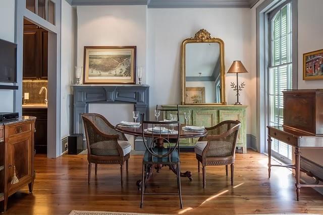 Building Photo - 533 Dumaine St