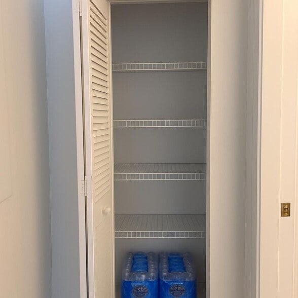 Building Photo - 1227 Commonwealth Cir