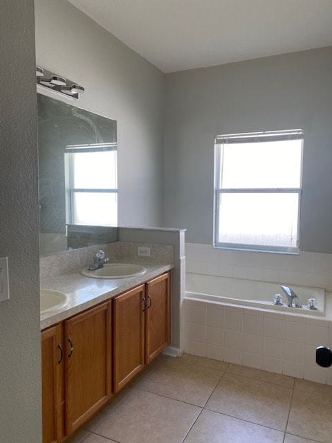 Building Photo - 656 Fern Lake Dr