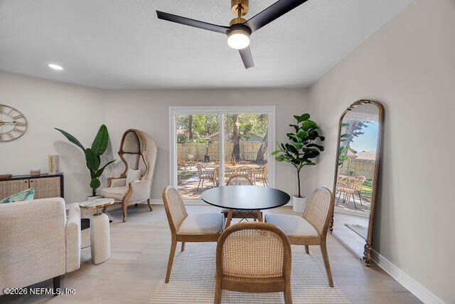 Building Photo - 14396 Aqua Vista Rd N