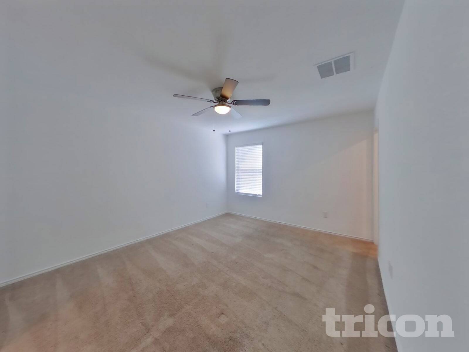 Building Photo - 5715 Vista Point