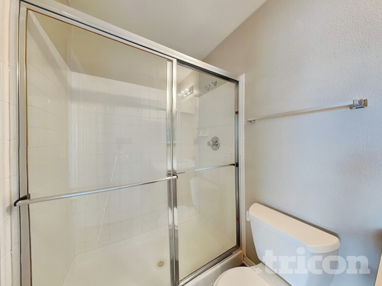 Building Photo - 11817 Columbine St