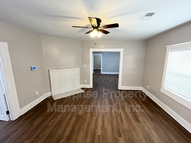 Building Photo - 1393 McMillan St