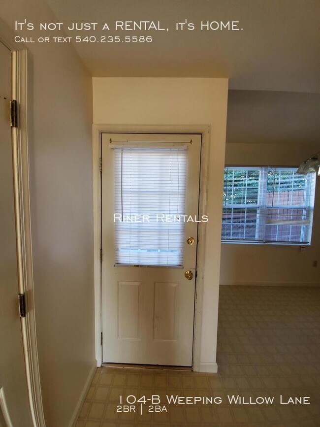 Building Photo - 104 Weeping Willow Ln