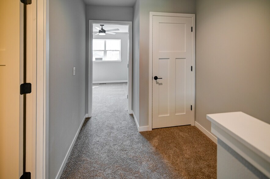 Building Photo - 2908 Radicchio Dr