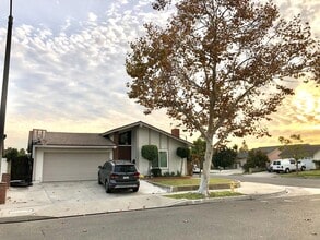 Building Photo - Lovely Cerritos Single Family Home!  ABC U...