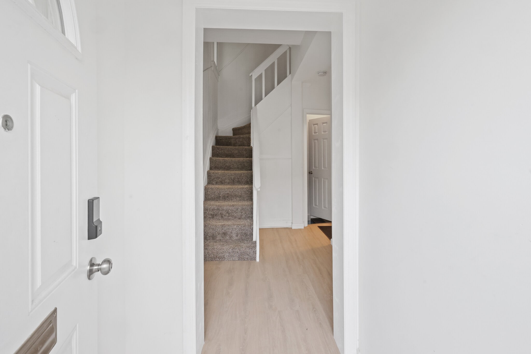 Building Photo - 126 Grant Ave