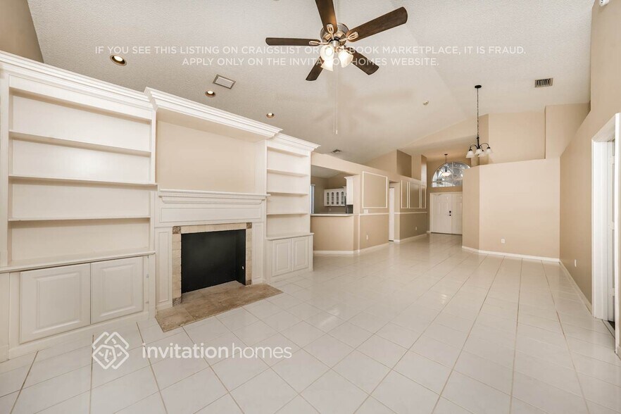 Building Photo - 7699 Thornlee Dr