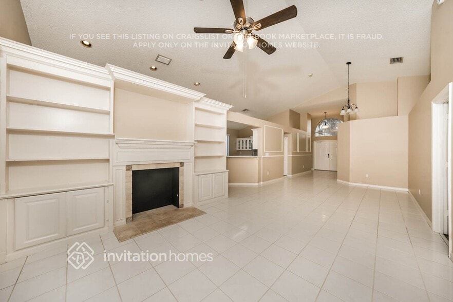 Building Photo - 7699 Thornlee Dr