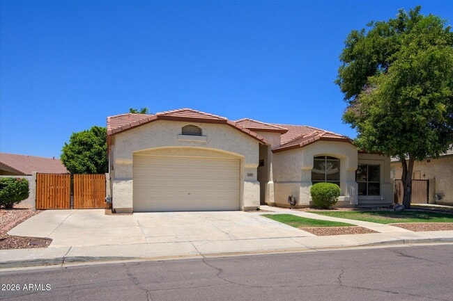 Building Photo - 6586 W Oraibi Dr