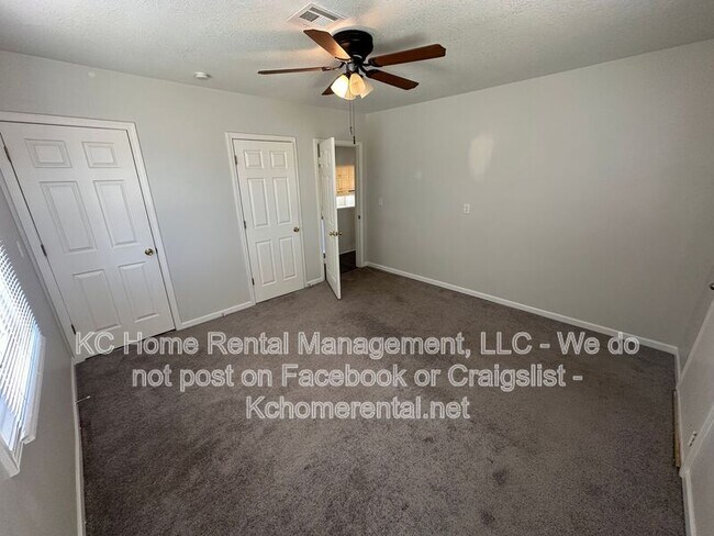 Building Photo - 1114 E Myrtle St