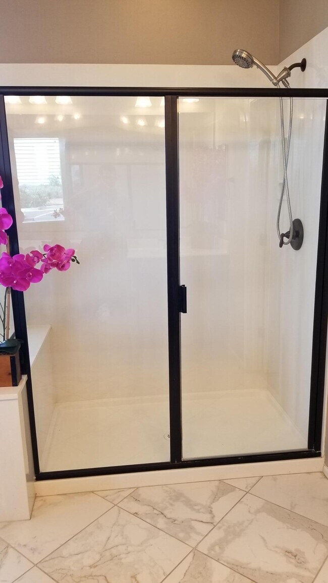 Building Photo - 2248 E Ottawa Ln