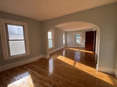 Primary Photo - "Charming 4-Bed Upper Level Retreat with Hardwood Elegance in (Powderhorn) Minneapolis!"