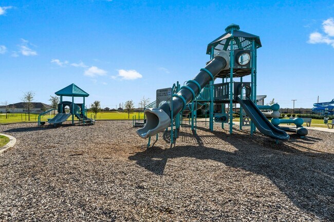 Building Photo - 1007 Cotswold Ct